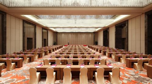 크라운 플라자 쉬저우 달롱 호수 바이 IHG - 연회장