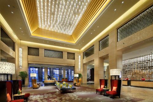 ทัศนียภาพภายนอกโรงแรม, คราวน์ พลาซ่า เฉิงตู แพนด้า การ์เดน บาย IHG-ใกล้ แพนด้า เบส (Crowne Plaza Chengdu Panda Garden By IHG-Near Panda Base) in เฉิงตู ปันดา เบส