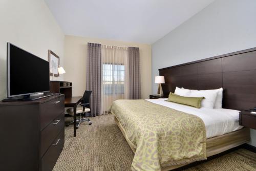 Staybridge Suites Rochester, an IHG Hotel