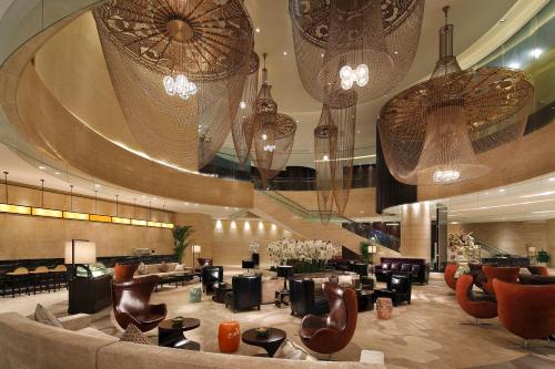 273391898 Crowne Plaza Wuxi Taihu by IHG