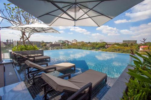 273391948 Crowne Plaza Vientiane by IHG
