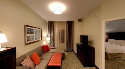 Staybridge Suites Ann Arbor- Research Pkwy