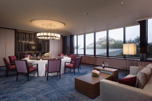 ห้องอาหาร, คราวน์ พลาซ่า ไถหนาน บาย IHG (Crowne Plaza Tainan By IHG) in เขตอานผิง