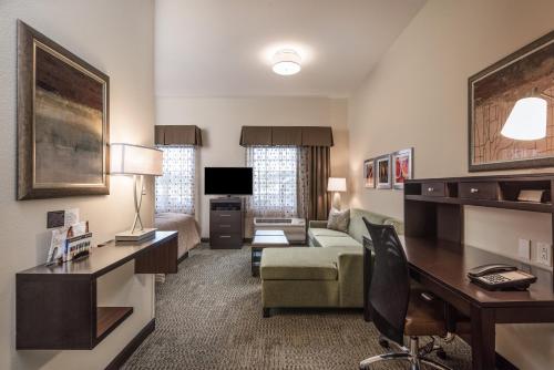 Staybridge Suites : Eau Claire - Altoona