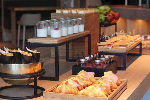 Crowne Plaza Utrecht - Central Station an IHG Hotel - image 7