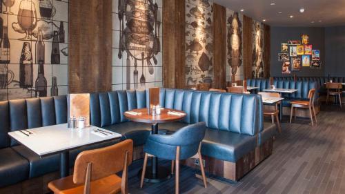 Crowne Plaza London Kings Cross an IHG Hotel - image 2