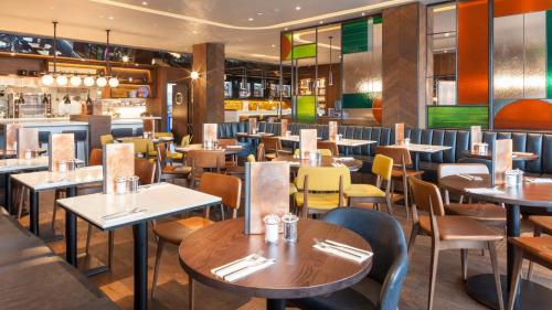 Crowne Plaza London Kings Cross an IHG Hotel - main image