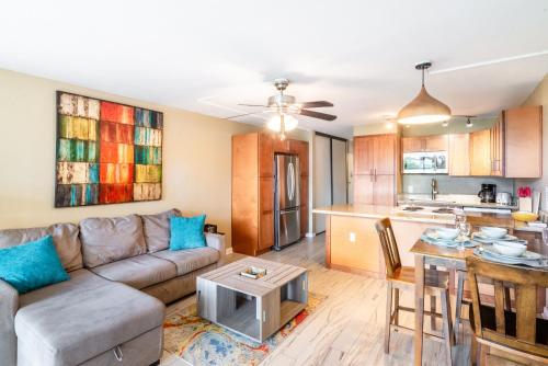 Deluxe Maui Beach Condos - image 13
