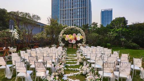 Meeting room / ballrooms, Crowne Plaza Wuhan Development Zone By IHG in Zhuankou Economic Development Zone
