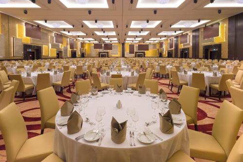 Crowne Plaza Riyadh RDC Hotel & Convention_2_image