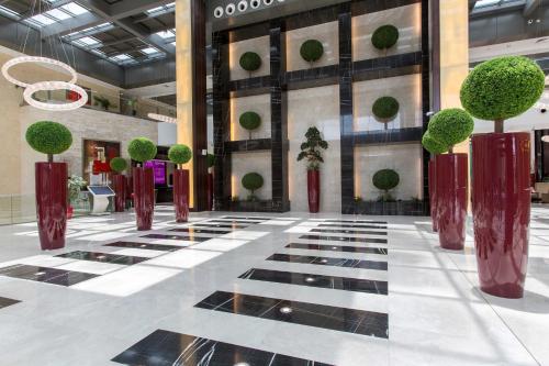 Crowne Plaza Riyadh - RDC Hotel & Convention by IHG