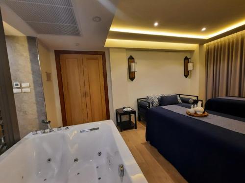 Ama's House Luxury Boutique Hotel