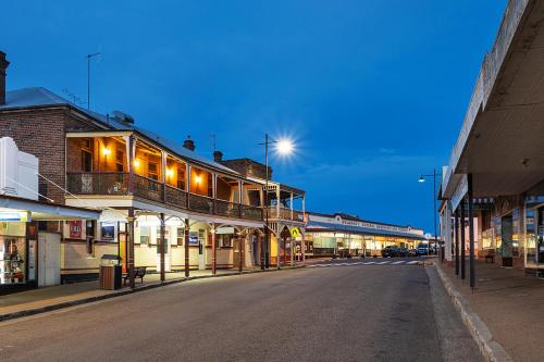 Commercial Travellers House