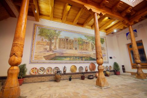Mukhlisabegim Hotel