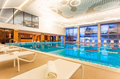 Viesnīcas āriene, Perelik Hotel in Pamporovo