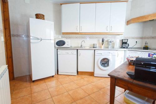 Kitchen, El Bulin de Aldealengua in Other