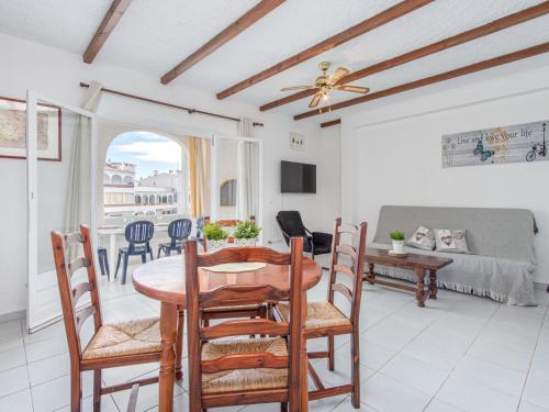  Apartment Las Chabolas by Interhome in Empuriabrava