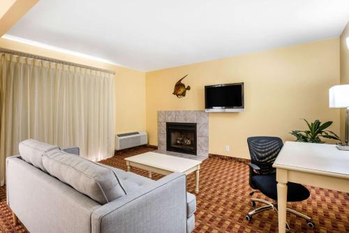 Quality Inn & Suites Capitola