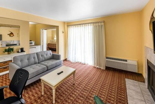 Quality Inn & Suites Capitola