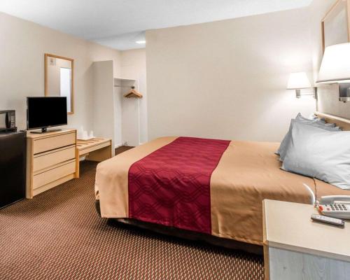 King Room - Non-Smoking image 5