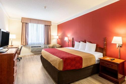 Econo Lodge Inn & Suites Douglasville