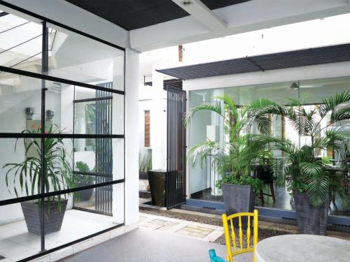 Chic Quarter Residence in Kemang