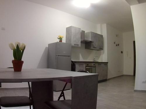  Monolocale Giulio Cesare, Ferienwohnung in Novara