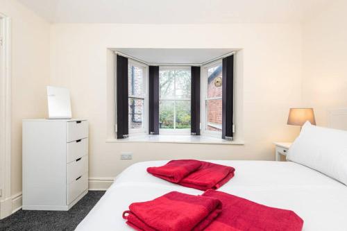 Sycamore Cottage York, dog friendly, close to the river