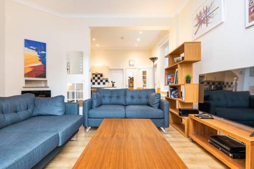 Sycamore Cottage York dog friendly close to the river - image 13