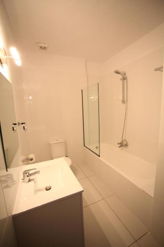 Aphentrika Apartments - image 13
