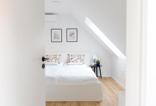 Apartmán s átriom v historickom centre (Apartman s atriom v historickom centre) in Trencin