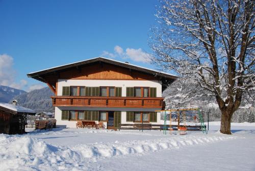 Ferienhaus Resi&Obermoser - Apartment - Kössen