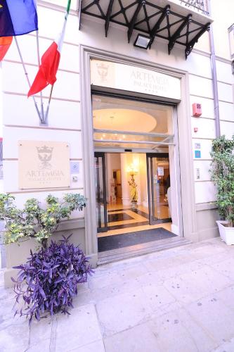 Artemisia Palace Hotel - image 13