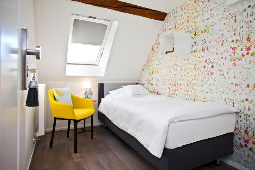 1 twin bed