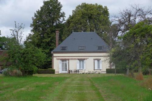 Pullay- Verneuil-sur-Avre - Eglise de la Madelaine gîte à louer Forêt du Perche