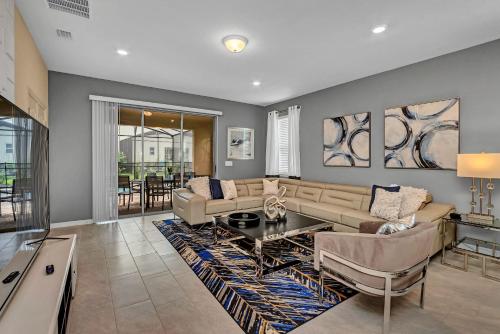 Lush Home with Harry Potter Room & Big Pool Area - CDC Standards 7ST477 - image 5