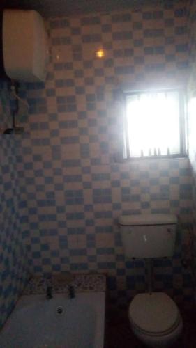 Family friendly air-conditioned holiday apartment with standby Generator