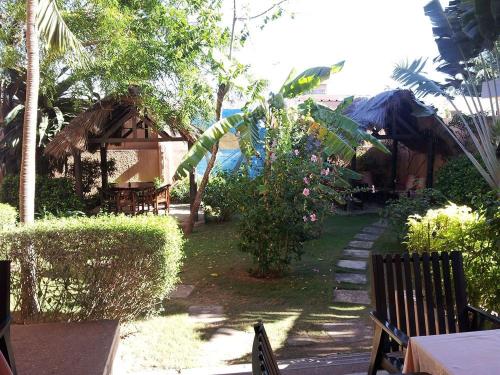 Hotel Aurore Lome in โลเม