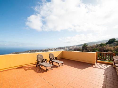 Nice apartment with fantastic views of the coastline of Tenerife