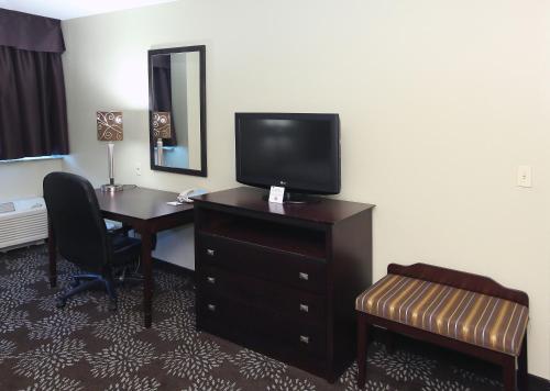 Holiday Inn Express Pittsburgh West - Greentree, an IHG Hotel