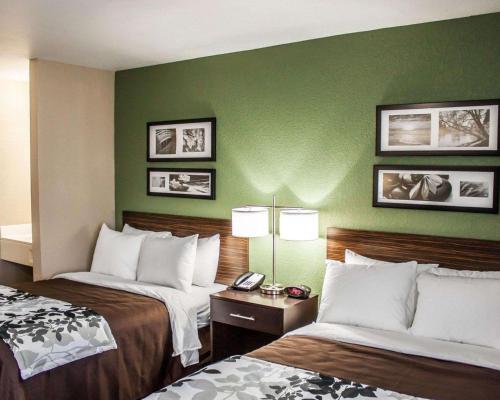 Double Room with Two Double Beds - Non-Smoking