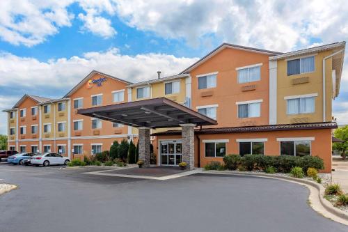 Comfort Inn Gurnee near Six Flags - Hotel - Gurnee