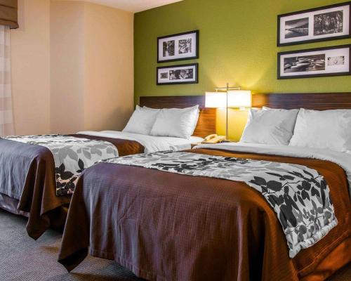 Double Room with Two Double Beds - Non-Smoking