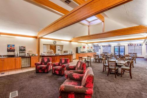 Country Inn & Suites By Radisson, Muskegon, MI