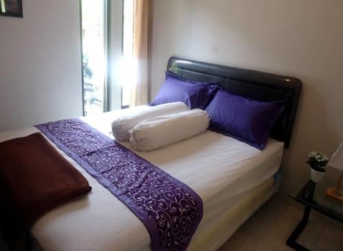 2 twin beds