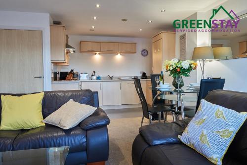 Clarence Court Newcastle by Greenstay Serviced Accommodation - 1 Bed Apartment Ideal For Business Travellers Essential Workers Relocations - Parking Netflix Wi-Fi - image 2