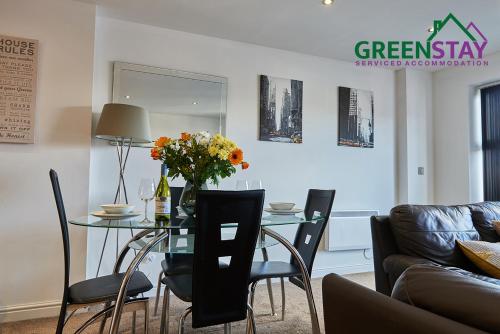 Clarence Court Newcastle by Greenstay Serviced Accommodation - 1 Bed Apartment Ideal For Business Travellers Essential Workers Relocations - Parking Netflix Wi-Fi - image 13