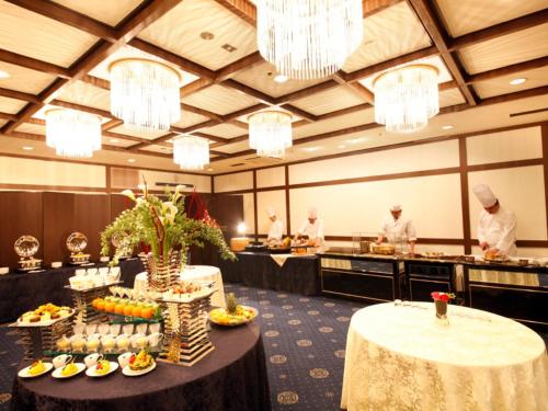 F&B, 센트럴 호텔 요코수카 (Central Hotel Yokosuka) in 요코스카