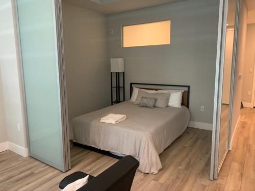 Palo Alto Luxury 1bd 1bth Apartment with Pool and Amenities - main image