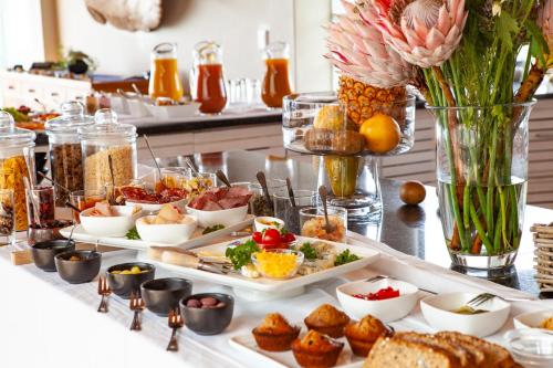 餐飲服務, 長春花旅客小屋 (Periwinkle Guest Lodge) in 普利登堡灣